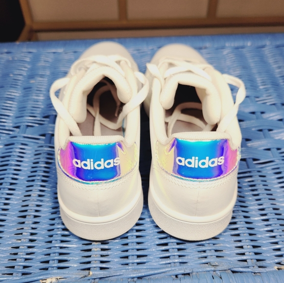 ADIDAS GRAND COURT 2.0 SUSTAINABLE SNEAKERS Size 6.5 women, 5 youth - Picture 6 of 8